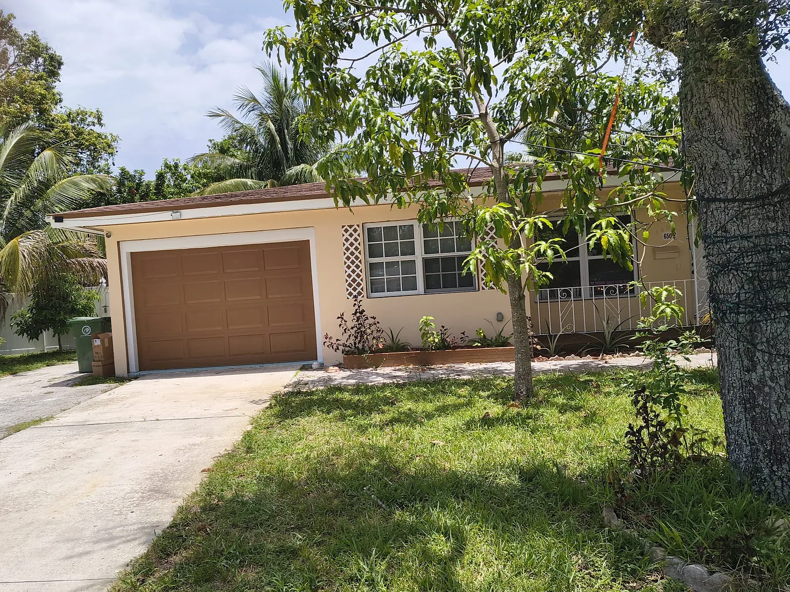 3 bed, 1514 sqft, $3,900 — Photo 2