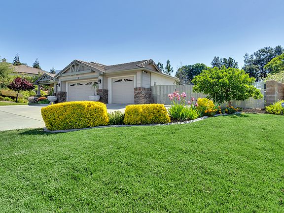 2nd image of 13025 Redwood Ln