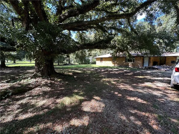 12141 Old Baton Rouge Hwy, Hammond, LA 70403