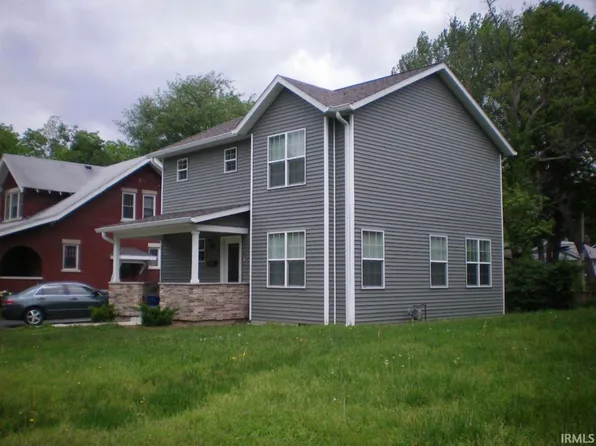 521 E 1st St, Bloomington, IN 47401