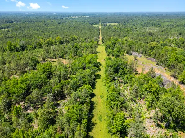 A 10 County Rd #3206, Mount Enterprise, TX 75681