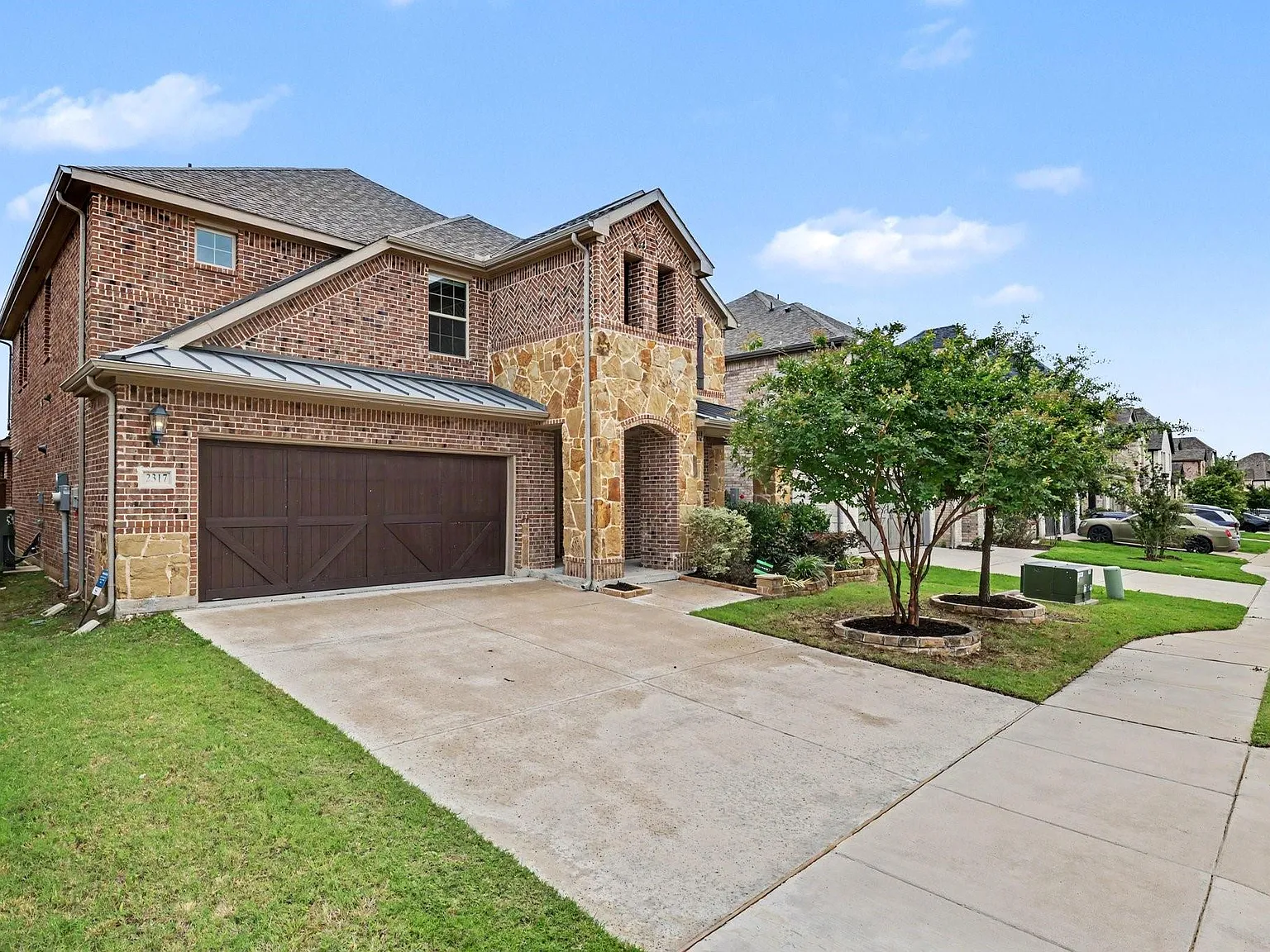 5 bed, 3496 sqft, $3,250 — Photo 1