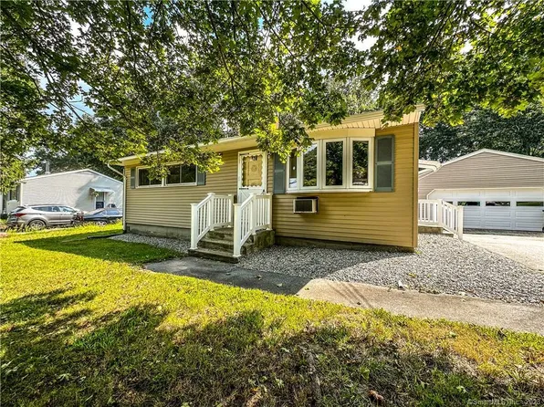 320 Indigo Street, Groton, CT 06355