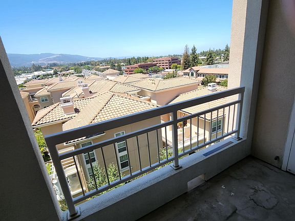 3rd image of 20488 Stevens Creek Blvd APT 1716