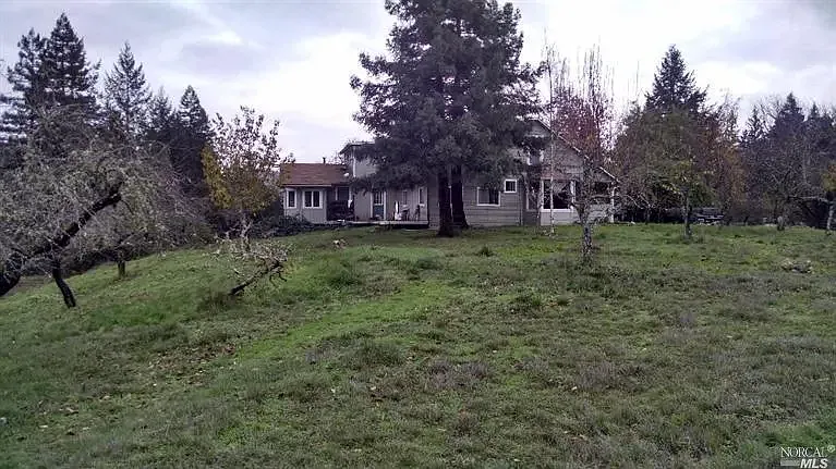 13333 Low Gap Rd — Photo 3
