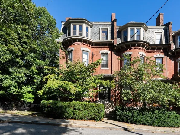 26 Everett St #1, Jamaica Plain, MA 02130