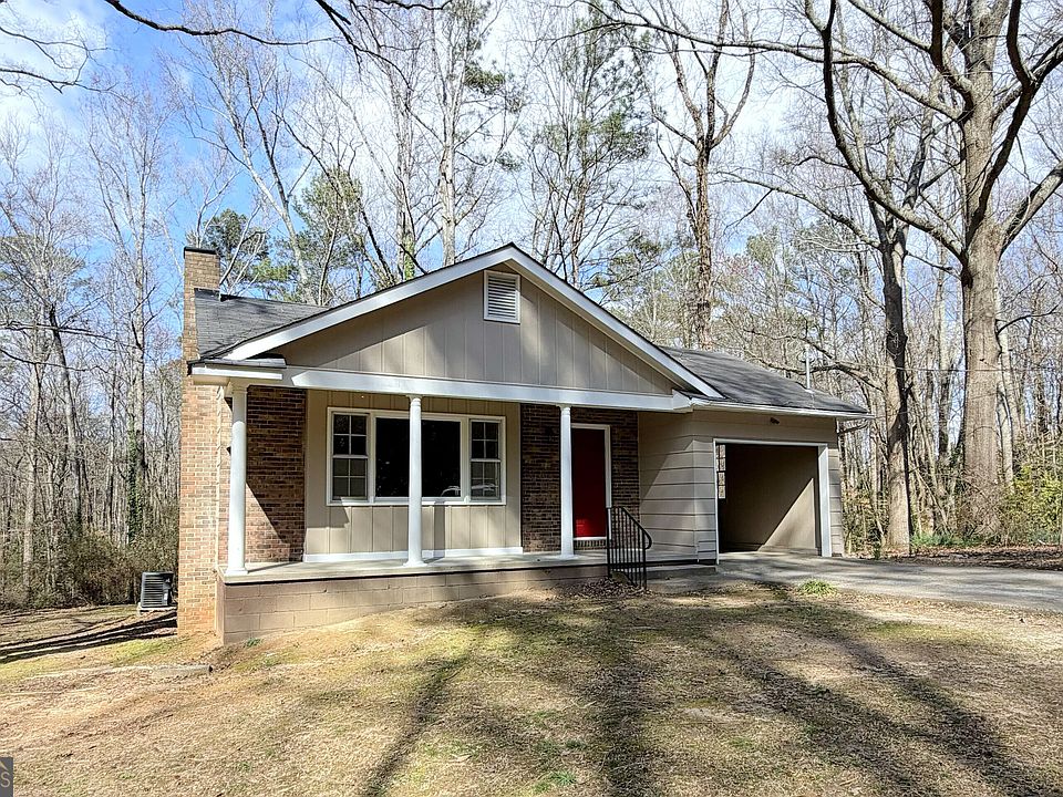 1st image of 110 Walker Woods Dr