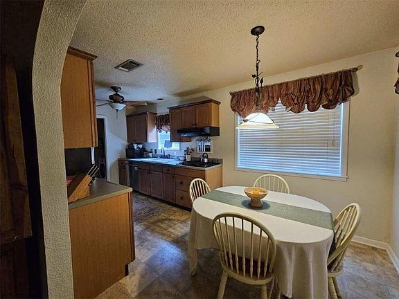 4th image of 816 Watson Dr
