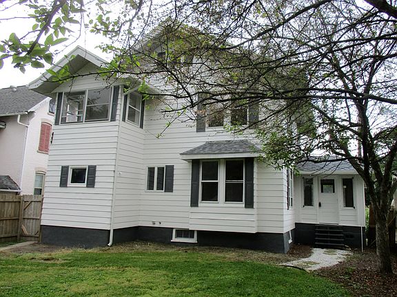 3rd image of 1511 W Southern Ave S