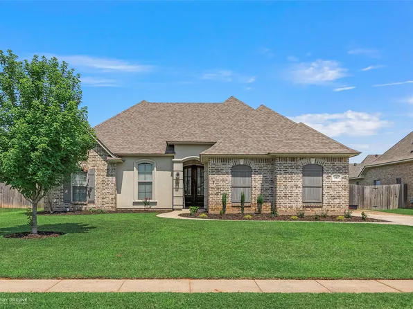 485 Long Acre Dr, Bossier City, LA 71111