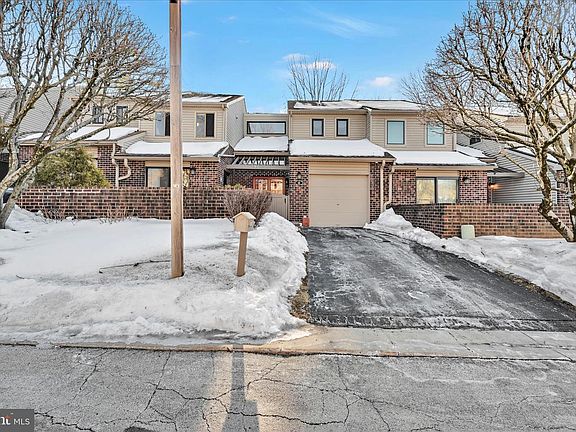 2nd image of 4 Knox Ct