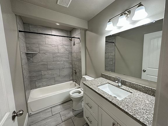 4th image of 2275 S 600 E Unit 1