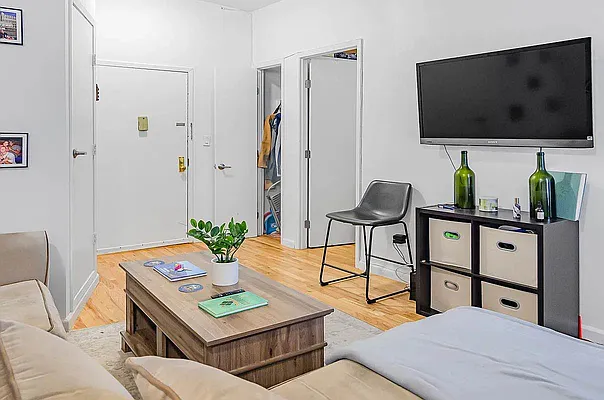 Rented by CPG Residential LLC | media 11