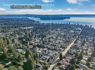 135 E 13th St #408, North Vancouver, BC