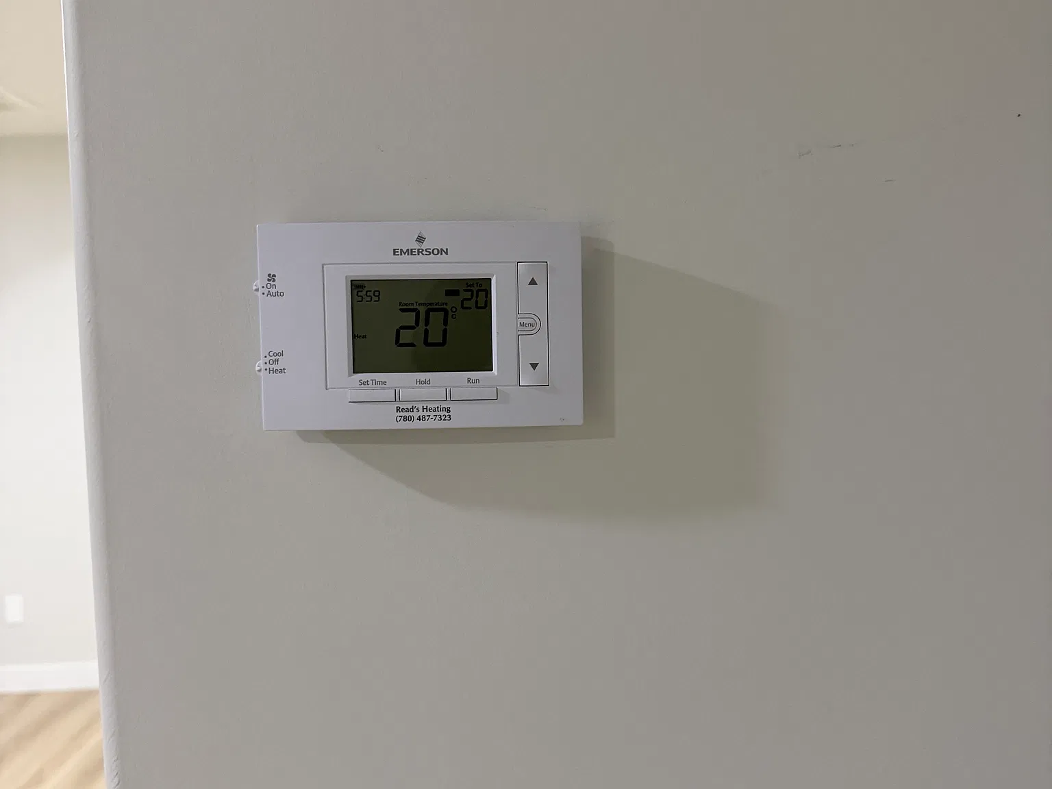 1 bed, 650 sqft, $1,200 — Photo 2