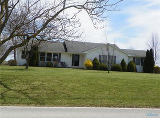 2475 Fangboner Rd, Fremont, OH 43420