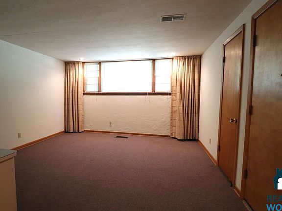 4th image of 1711 D St #1