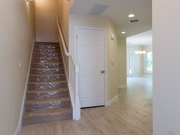 5th image of 772 Date Palm Ln