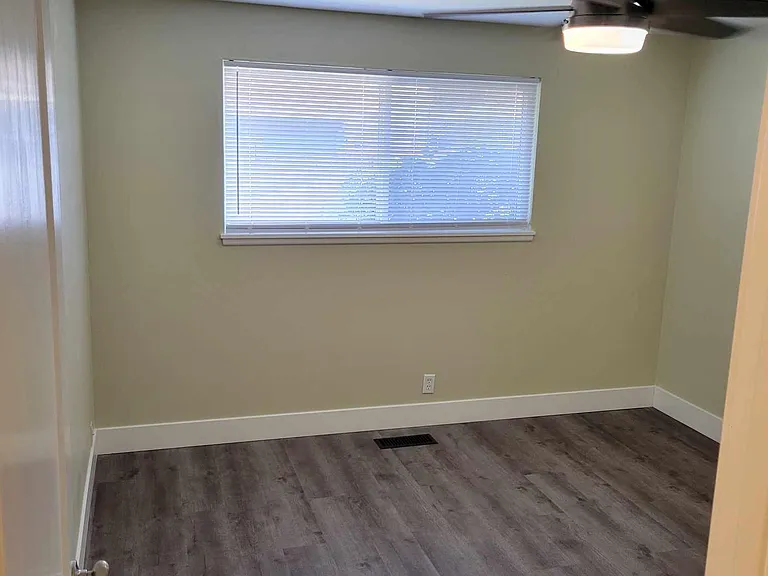 1611 S Verde St — Photo 12