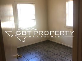 1 Bedroom & 2 Bedroom Apartments