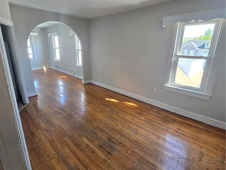 708 Linden St #2 — Photo 2