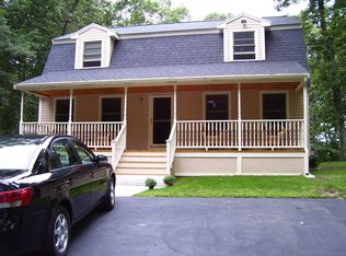 566 Main St, Rowley, MA 01969