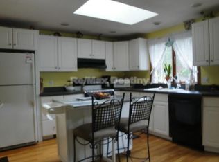 14 Auburn St, Medford, MA 02155