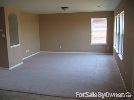 5th image of 415 Brushy Glen Dr