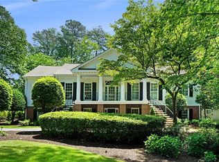 5545 Cross Gate Ct, Sandy Springs, GA 30327