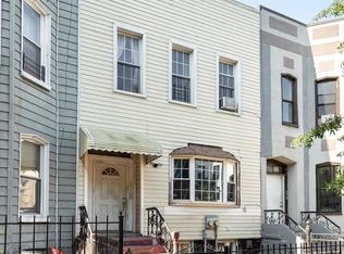 277 Cornelia St, Brooklyn, NY 11221