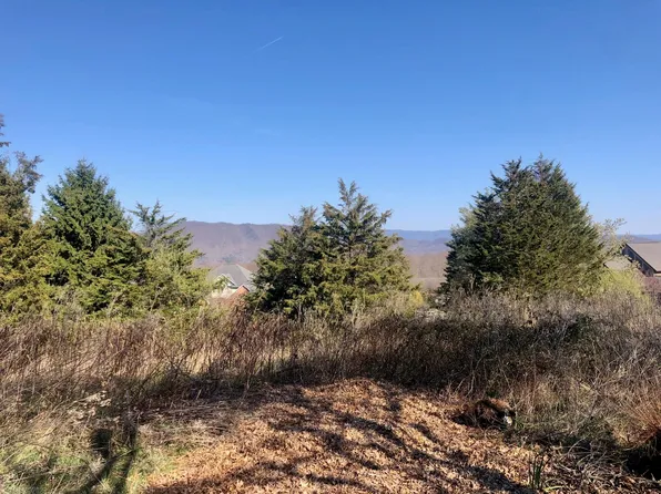 604 Rich Cir, Blacksburg, VA 24060