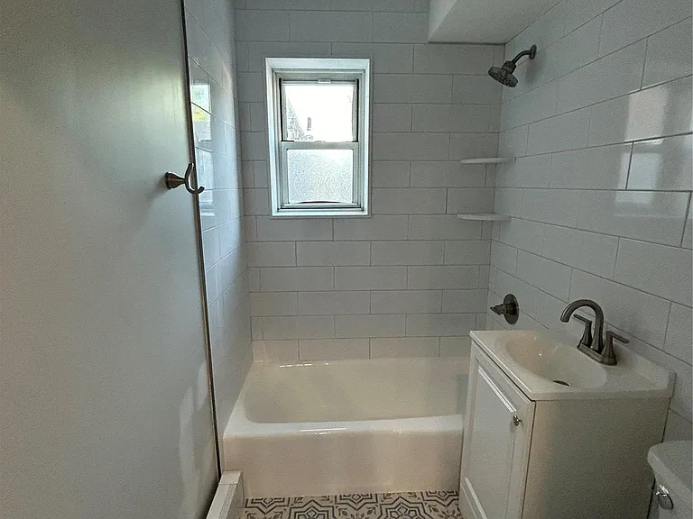 153 6th Ave #12A — Photo 4