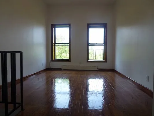 Rented by Calabrese Real Estate | media 2