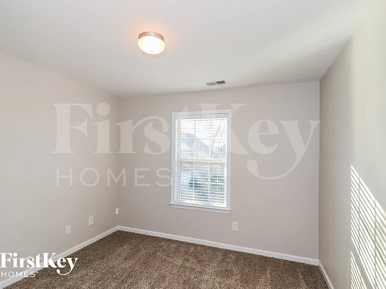 2430 Gatewater Ct — Photo 12
