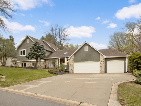 20503 Juno Trl, Lakeville, MN 55044
