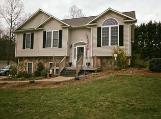 591 Shingle Gap Rd, Purlear, NC 28665