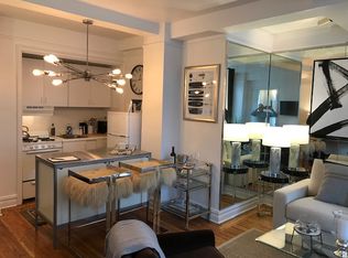 457 W 57th St APT 816, New York, NY 10019