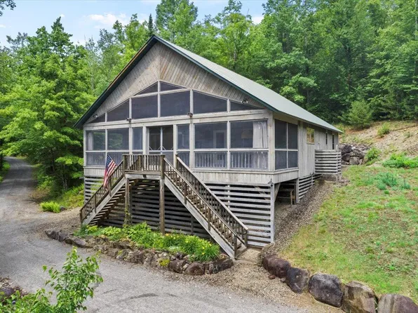 32 Shore Rd, Schroon Lake, NY 12870