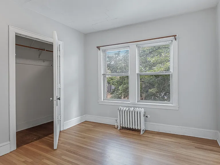214 Oak Grove St — Photo 12