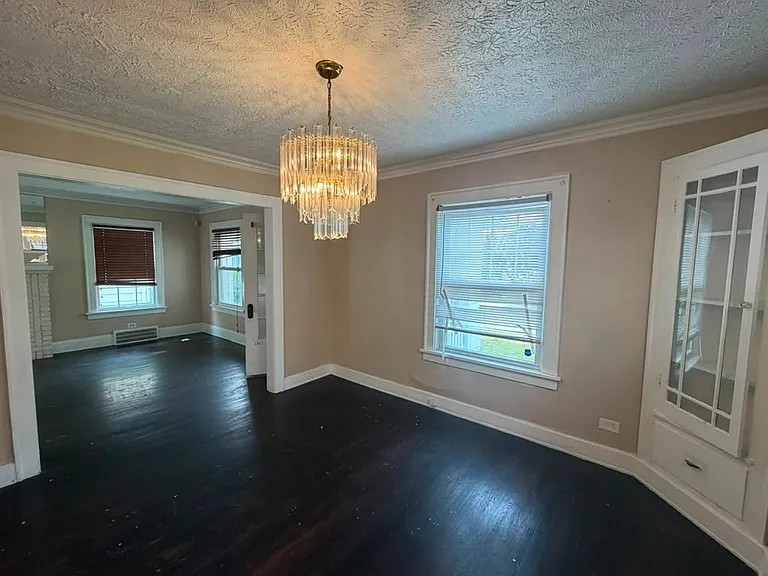 3398 Winsford Rd — Photo 16
