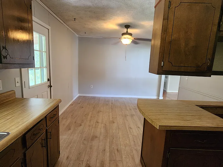 306 N Southland Dr — Photo 9