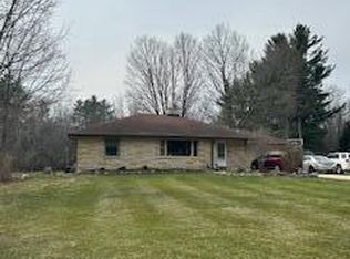 397 Plat Rd, Colgate, WI 53017