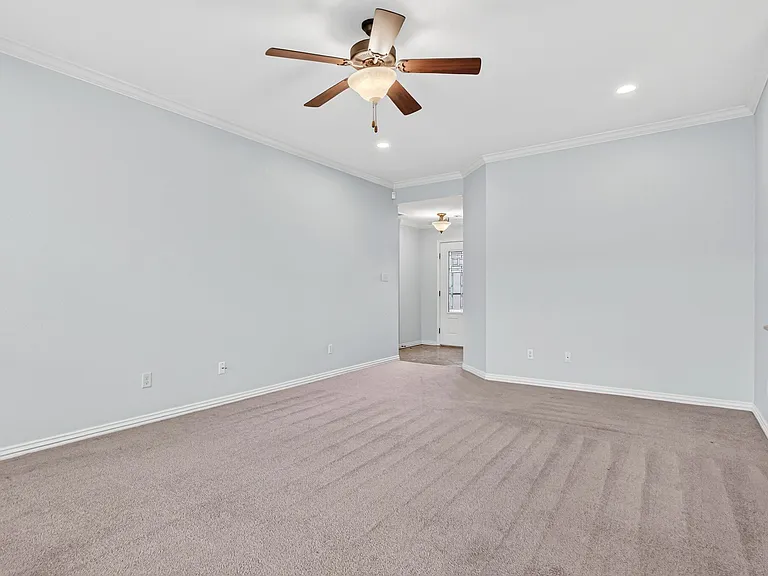 2701 Dyllan Ct — Photo 20