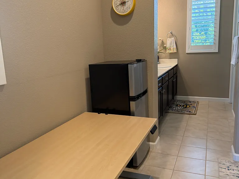 E Phelps Dr — Photo 10