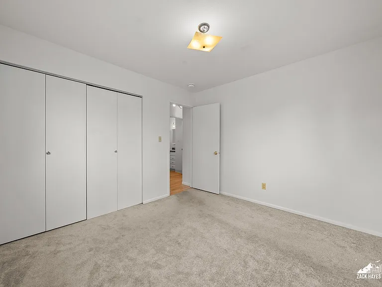 4071 Macinnes St — Photo 20