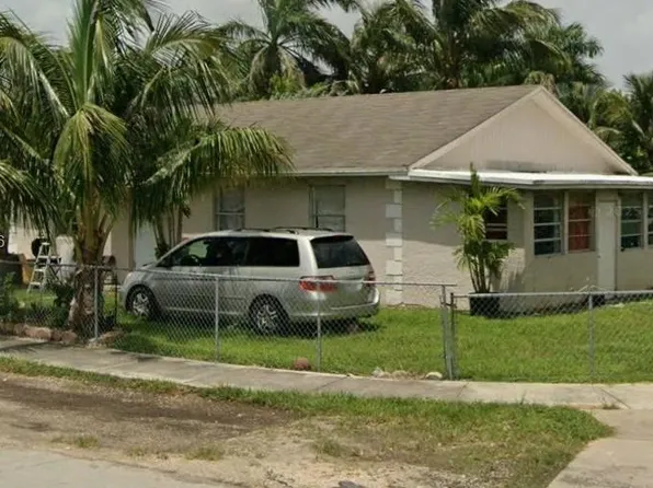 24 SW 17th Ave, Homestead, FL 33030