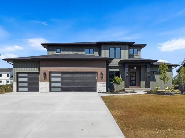 5509 Case Dr, Grandville, MI 49418