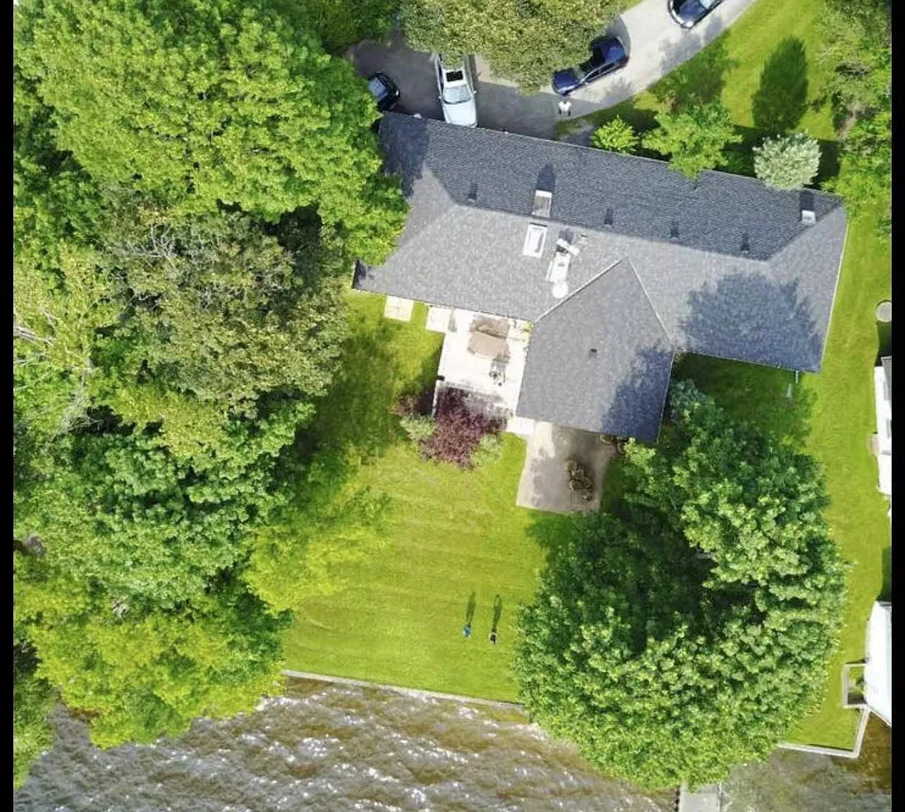 3 bed, $4,380 — Photo 2