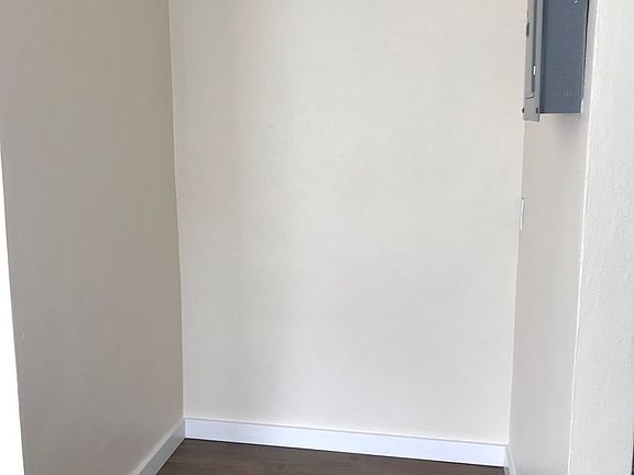 4th image of 154 Westview Ave APT 8