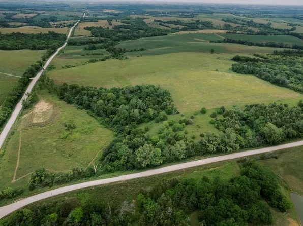 413100005 Th Rd, Chariton, IA 50049